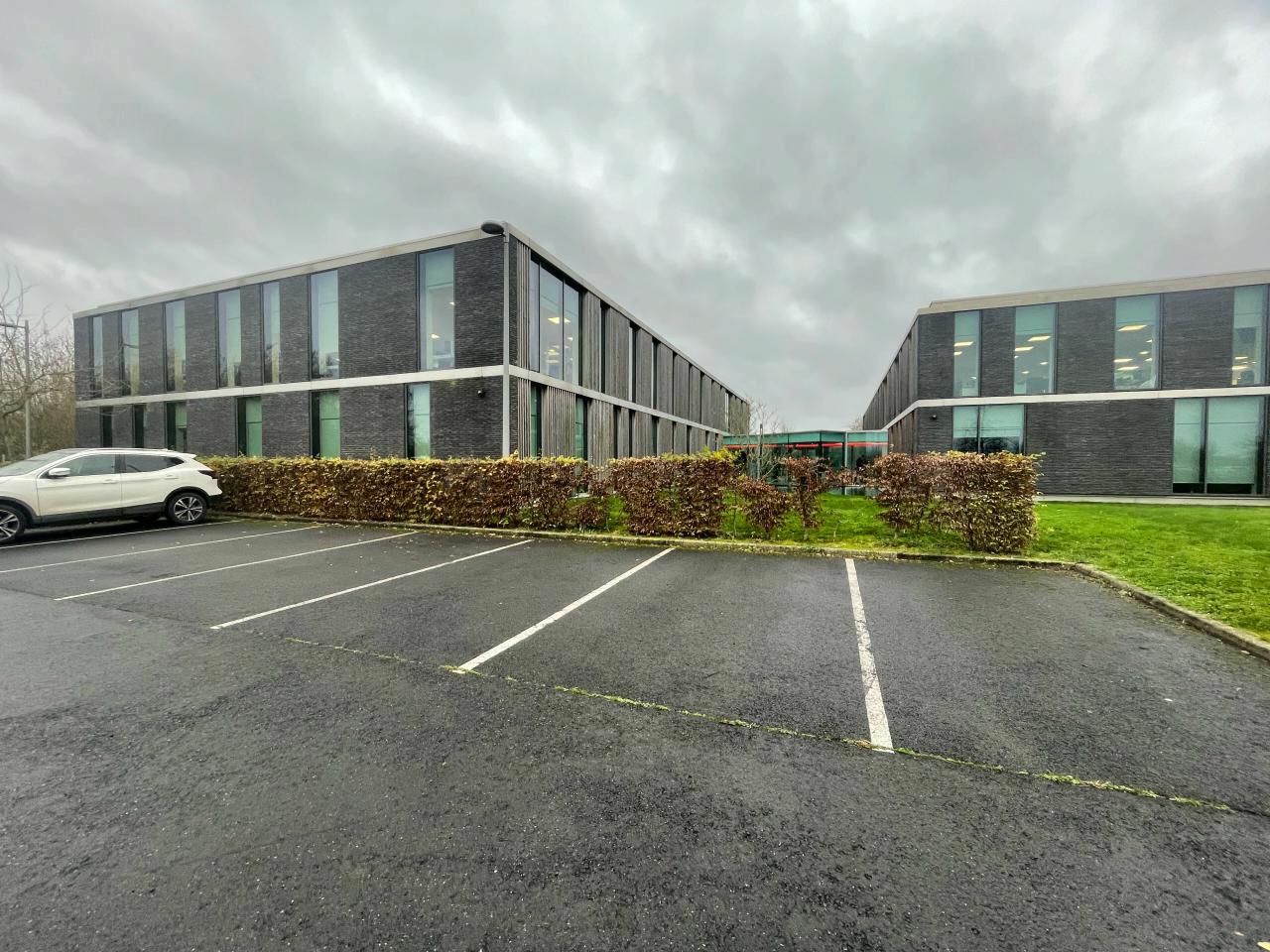 Bureau Sainghin-en-Mélantois 3865m² Location bureau Sainghin-en-Mélantois Nord OLBUR2528941 1